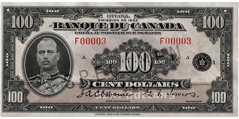1935_100-dollar_recto_FR Billet de banque gris-brun, motifs géométriques complexes, jeune homme en uniforme militaire portant des tresses décoratives : le prince Henri, duc de Gloucester.