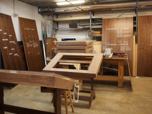 Atelier et panneaux de bois