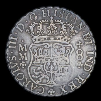 ancienne pièce de monnaie marquée des armoiries de l’Espagne